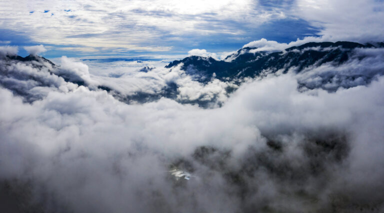Chen Donghui - Seas-of-clouds-in-Yunhe